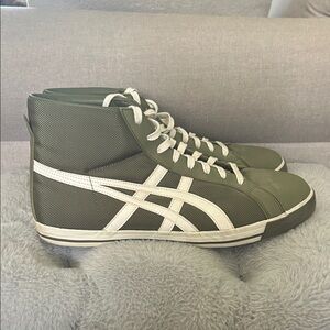 Onitsuka Tiger Fabre High Army Green 275